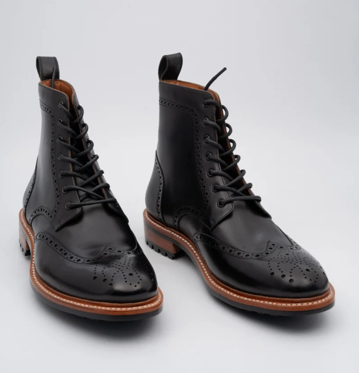 Hand-Welted Black Wingtip Brogue Boot