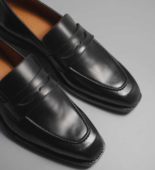 Handwelted Michigan Calf Chisel Toe Penny Loafer — view 4