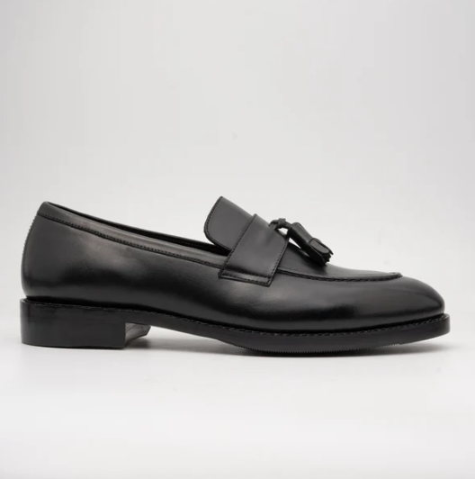 Hand-Welted Black Tassel Loafer — view 4