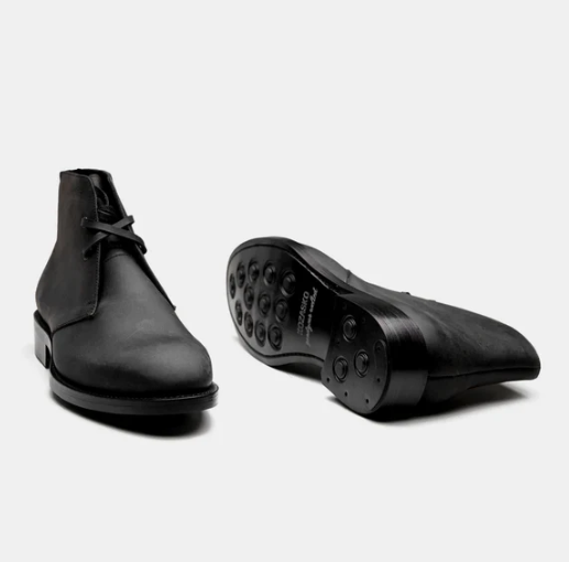 Hand-Welted Black Oiled Leather Chukka Boot — view 3